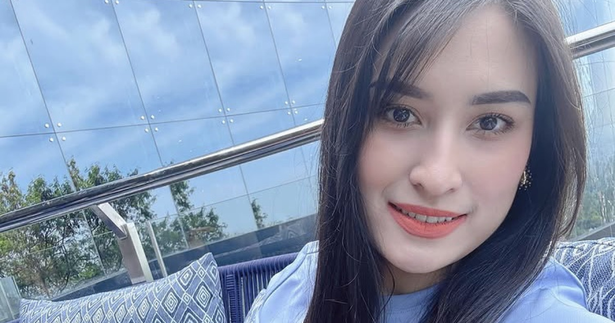 Biodata Lengkap Angbeen Rishi, Istri Adly Fairuz yang Diisukan Rumah Tangganya Retak