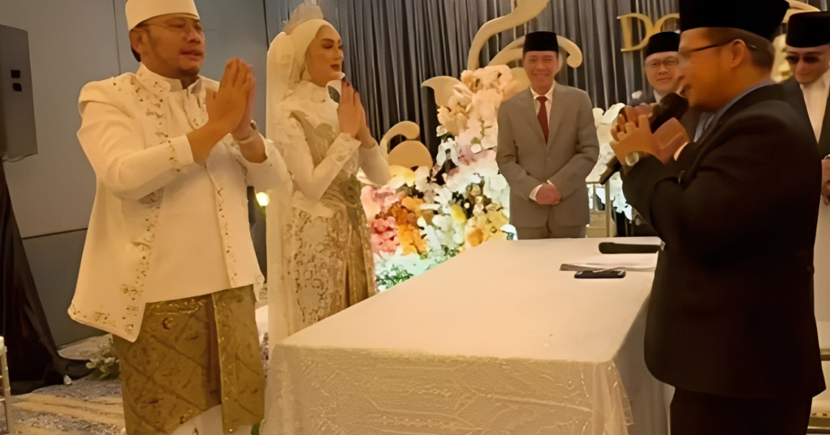 Jokowi Saksikan Tepuk Sakinah di Nikahan Dedy Yon Supriyono