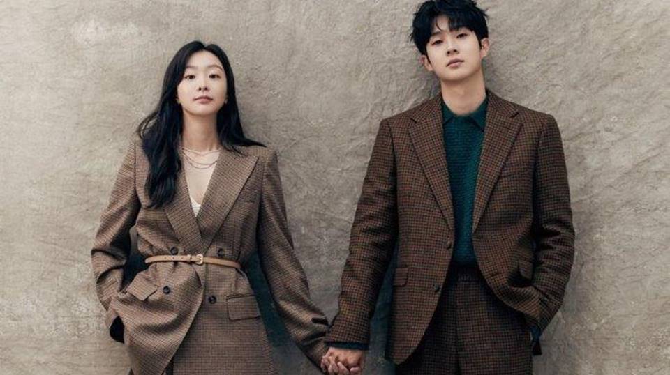 Choi Woo Shik Reuni Sama Kim Da Mi Main Drama 'A Hundred Memories'? Agensi Beri Bantahan