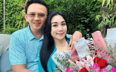 Super Romantis! Ahok Tulis Surat Cinta untuk Puput Nastiti Devi di Anniversary Pernikahan ke-7