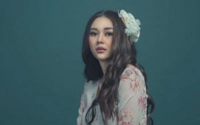 Postingan Instagram Aura Kasih di Awal 2026, Santai Menikmati Hal ini