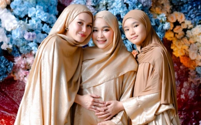 Adik Ayu Ting Ting Gelar Acara 7 Bulanan, Umi Kalsum Beri Doa Untuk Calon Cucu