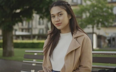 Unggahan Bikini Azizah Salsha di Bulan Puasa Picu Pro-Kontra, Kolom Komentar Memanas