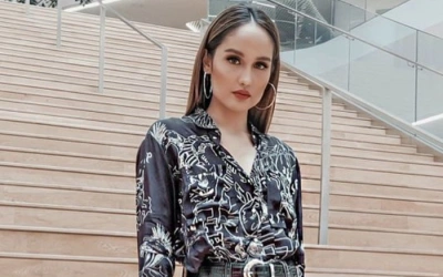 Cinta Laura Sentil Pejabat Pencitraan hingga Karunia Sawit di Tengah Banjir Sumatra