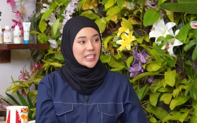 Bukan Senjata Api! Sunan Kalijaga Ungkap Fakta Foto Viral Sniper di Rumah Clara Shinta