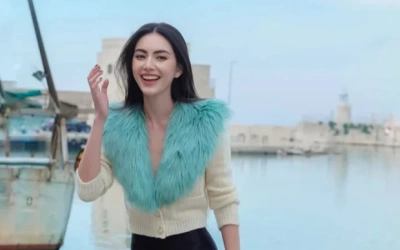 Profil Davika Hoorne yang Resmi Menikah dengan Ter Chantavit Setelah 7 Tahun Pacaran