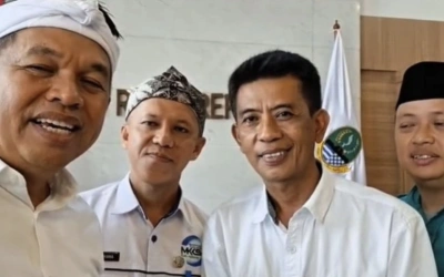 Dedi Mulyadi Temui Guru SMPN 2 Subang yang Tampar Murid Pelompat Pagar Sekolah