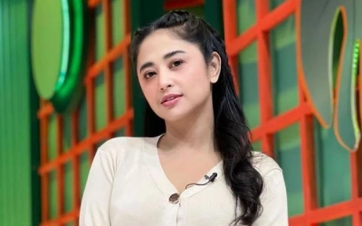 Inara Rusli Batal Jadi Bintang Tamu Acaranya, Dewi Perssik: Yang Aneh Ga Usah Diundang