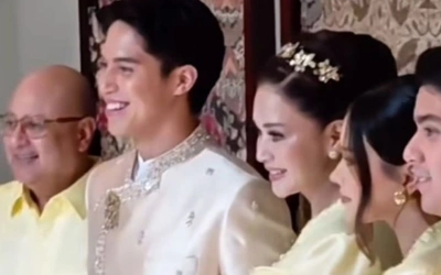 Disaksikan Keluarga Besar, Intip Potret Lamaran El Rumi dan Syifa Hadju Hari Ini