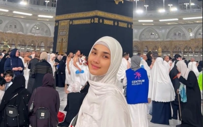 Umrah ke Madinah, Faby Marcelia Dapat Pesan Misterius Soal Jodoh dari Wanita Asing