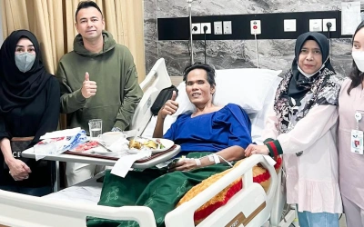 Operasi Fahmi Bo Batal Imbas Tiroid, Terkuak Alasan Raffi Ahmad Turun Tangan