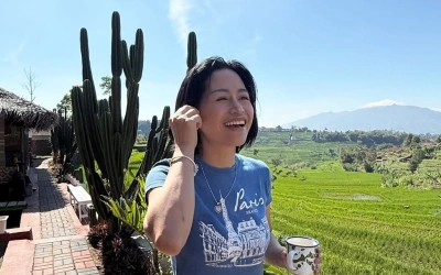 Biodata dan Agama Farida Nurhan, Jual Akun YouTube Rp10 Miliar