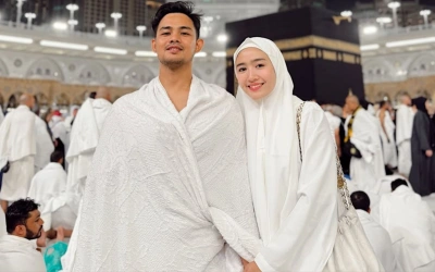 Kisah Haru Febby Rastanty Umrah Bersama Suami, Doa Jodoh di Depan Ka’bah Kini Terjawab