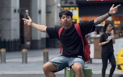 Video Memalukan YouTuber Thailand Joget Telanjang Dada di Spot Wisata Gunung Fujiyama Jepang