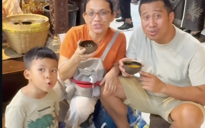 Viral Sekeluarga di Bali Fasih Berbahasa Prancis dalam Kehidupan Sehari-hari