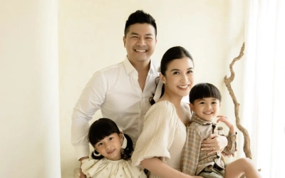 Chelsea Olivia Hamil Anak Kembar 8? Ternyata Begini Faktanya