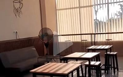 Hangout Nyaman di Cafe Kop1 Pamekasan yang Estetik, Menu Uniknya Bikin Penasaran