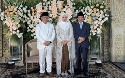 Siapa Suami Pertama Maya Suhasni Siregar Istri Wamenag Romo Syafi'i?