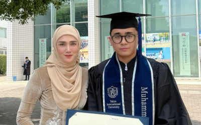 Mulan Jameela Bangga Anaknya Lulus dari Kampus Luar Negeri
