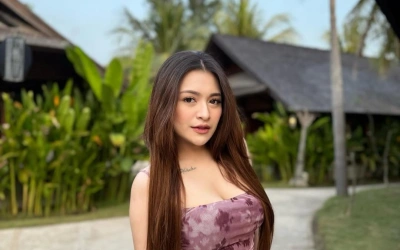 Nathalie Holscher Nge-DJ, Gaun Hampir Melorot Bikin Cemas Netizen!