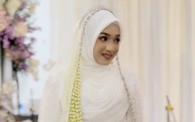 Biodata dan Agama Ning Umi Laila, Putri Kyai Granat yang Dipersunting Gus Anas Hidayatulloh