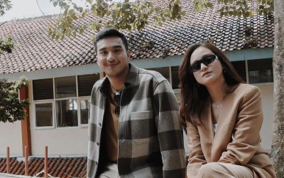Salshabilla Adriani Angkat Galon Sendiri, Ibrahim Risyad Dicap Red Flag!