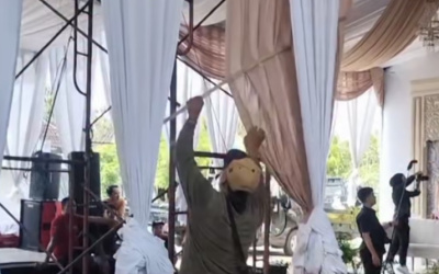 Viral! Sesi Foto di Acara Pengantin Belum Selesai, Tenda Sudah Dibongkar Paksa