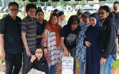 Donny Fattah Bassist God Bless Meninggal Dunia, Keluarga Ungkap Kronologi dan Penyebabnya