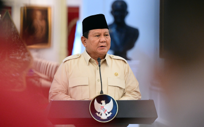 Prabowo Subianto Nyanyikan Lagu Patah Hati Didi Kempot, Kertas Sampai Dilaminating!