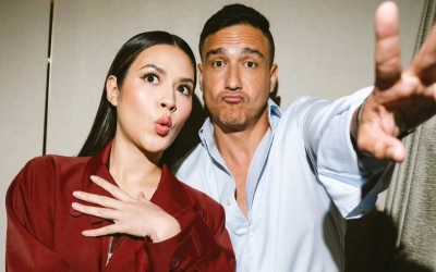 Diterpa Isu Cerai Setelah 8 Tahun Nikah, Ini Jejak Cinta Raisa dan Hamish Daud