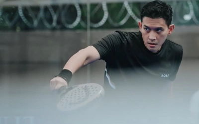 Dari Hobi Jadi Cuan, Rezky Aditya Buka Lapangan Padel Berkonsep Lifestyle di Jaksel