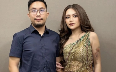 Profil Singkat Richard Refanov, Pembalap Mobil Pacar Baru Natalie Holscher