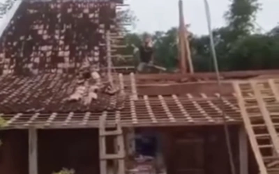 Diduga Diselingkuhi Istri, Suami di Grobogan Belah Rumah Jadi Dua, Ini Kronologi dan Faktanya