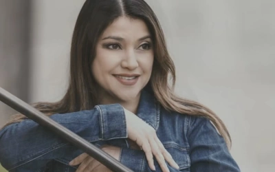 Biodata dan Agama Sarah Azhari, Artis Adik Ayu Azhari yang Pernah Direkam saat Ganti Baju