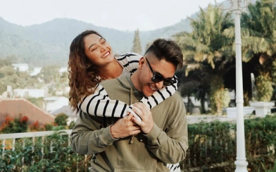 Sempat Divonis Mandul, Siti Badriah dan Krisjiana Kini Terima Mukjizat Anak Kedua