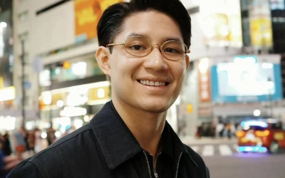 Resmi Tunangan dengan Cleantha Islan, Ini Profil Teuku Rassya, Anak Tamara Bleszinsky