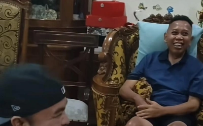 Suasana Haru Ulang Tahun Tukul Arwana, Dapat Kejutan dari Vega Darwanti dan Peppy!