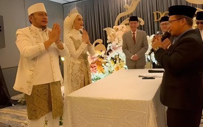 Jokowi Saksikan Tepuk Sakinah di Nikahan Dedy Yon Supriyono