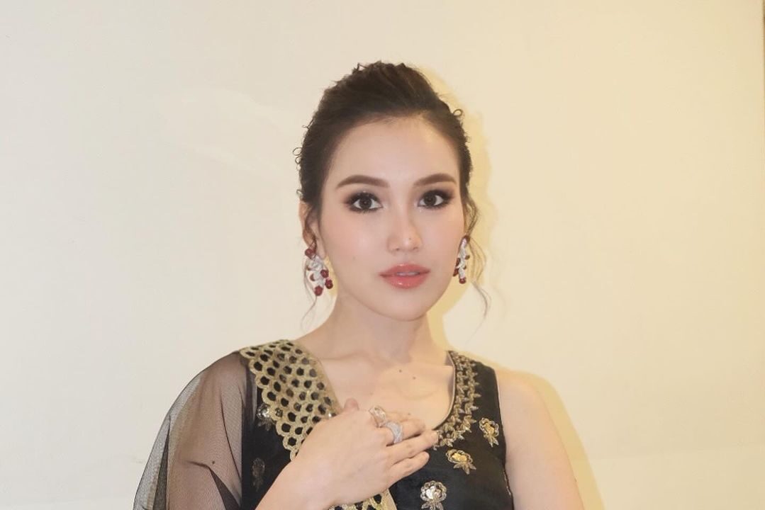 Hartanya Ditaksir Rp200 M, Ini Ladang Cuan Ayu Ting Ting