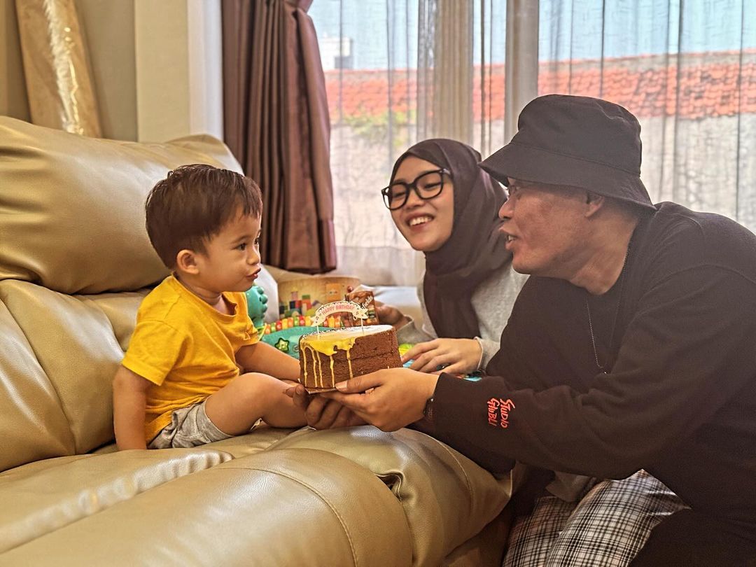 Putri Delina Akrab dengan Bintang dan Adzam, Sule Memujinya Perekat Keluarga