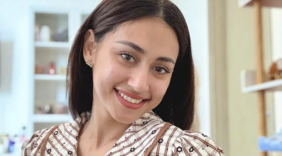 Afifah Riyad Sebut Suami Bodoh Gegara Prioritaskan Adiknya daripada Anak yang Akan Dioperasi