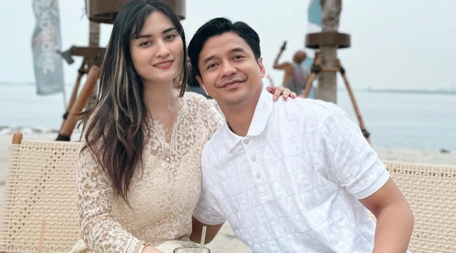 Sudah Tak Serumah, Adly Fairuz dan Angbeen Rishi Sepakat Akhiri Rumah Tangga