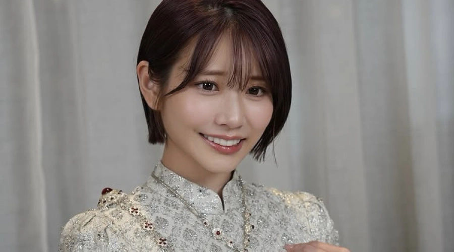 Biodata dan Agama Ayaka Kawakita, Artis Porno Selingkuhan Ran Takahashi