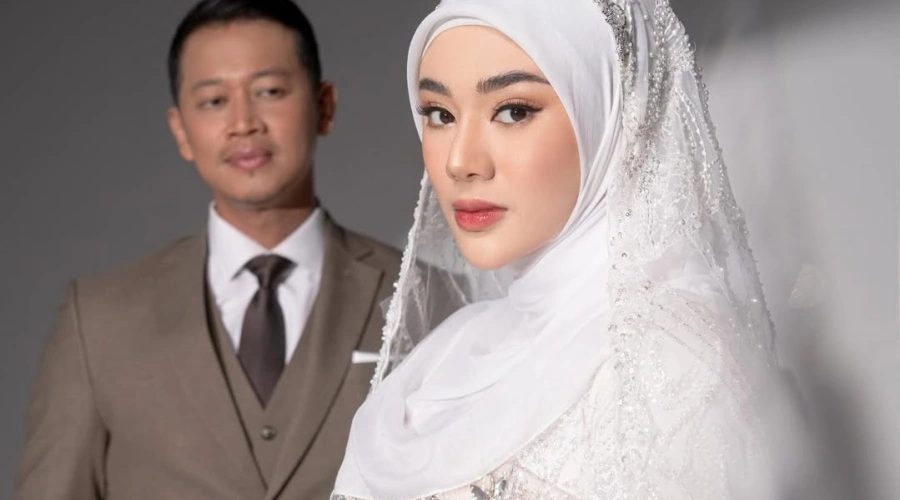 Suami Cuek, Drama China Bikin Rumah Tangga Clara Shinta Bubar?