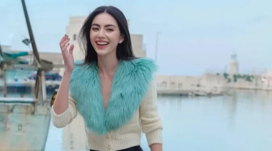 Profil Davika Hoorne yang Resmi Menikah dengan Ter Chantavit Setelah 7 Tahun Pacaran