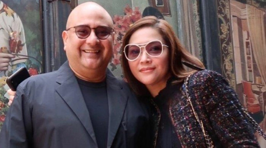 Kode Ingin Cucu? Postingan Irwan Mussry saat Gandeng Anak Kecil Jadi Sorotan