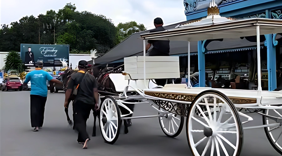 Fakta Kereta Jenazah Pakubuwono XIII: Usia 100 Tahun dan Pernah Angkut PB X–XII