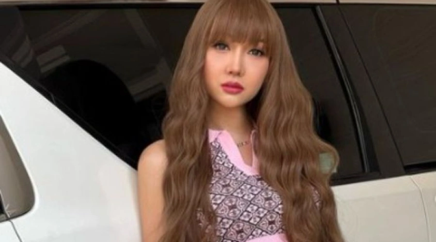 Namanya Dikaitkan dengan Kasus Ijazah Jokowi, Lucinta Luna Geram dan Tantang Roy Suryo