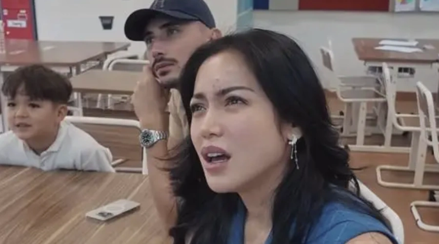 Jessica Iskandar Mengeluhkan Nilai Rapor El Barack, Ini Sebabnya