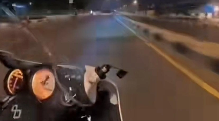 Pengendara Motor di Bandung Rekam Sosok Misterius di Flyover Kopo, Tiba-Tiba Menghilang